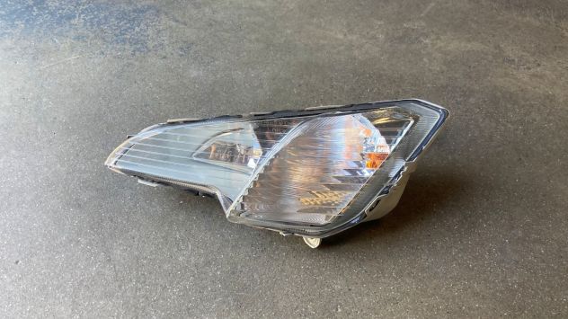 Fanalino fendinebbia anteriore SX Ford Ecosport del 2022 (GN15-13B221-MB)