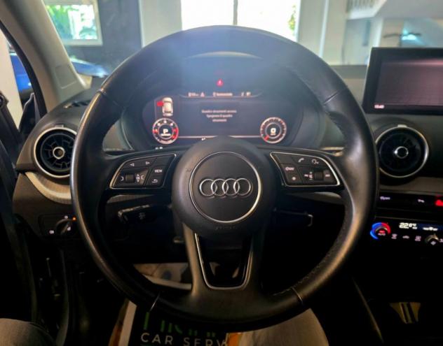 AUDI - Q2 - 35 TDI quattro S tronic Admired - Foto 10