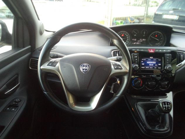 ADATTA per NEOPATENTATI LANCIA Ypsilon 1.2 Benzina/GPL ECOCHIC - Foto 5