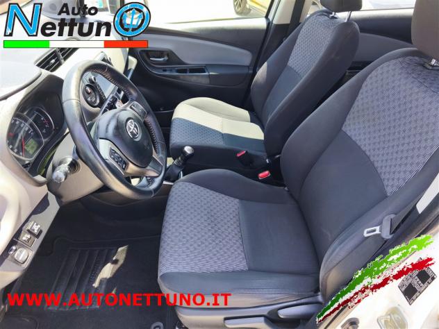 Toyota Yaris 1.0 5 porte Lounge - Foto 8