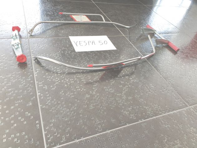PROTEZIONI PERIMETRALI COFANO VESPA 50 - Foto 2