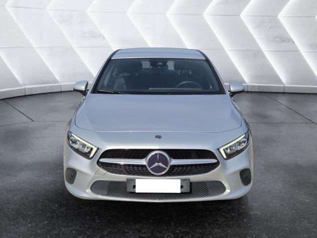 Mercedes-Benz Classe A A 180 d Business auto - Foto 2