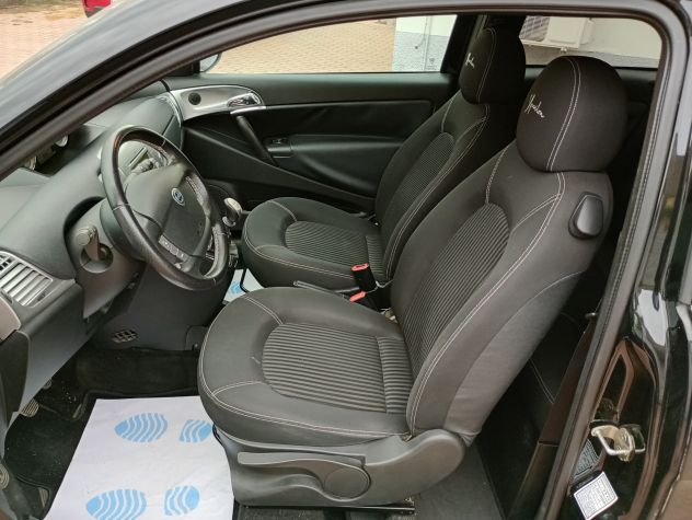 LANCIA YPSILON 1.4 16 Valvole SPORT MOMO DESIGN - Foto 6