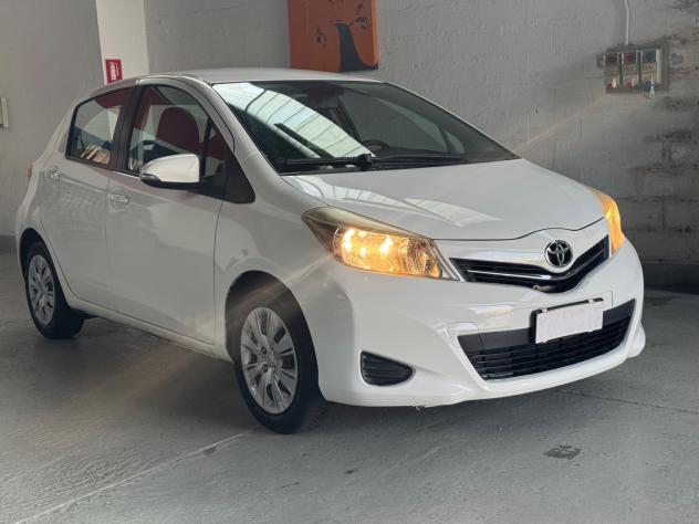 Toyota Yaris 1.0 5 porte Active - Foto 10