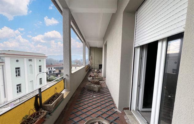 Ampio appartamento con balcone e Terrazza - Foto 15