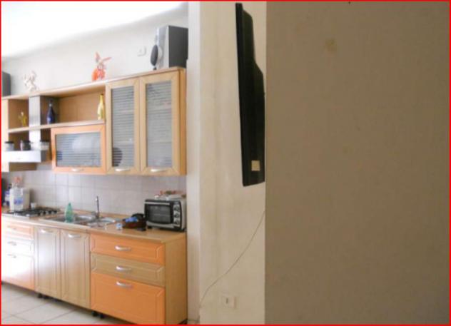 Immobile in asta di 91 m², box auto in vendita a Mondragone - Foto 2