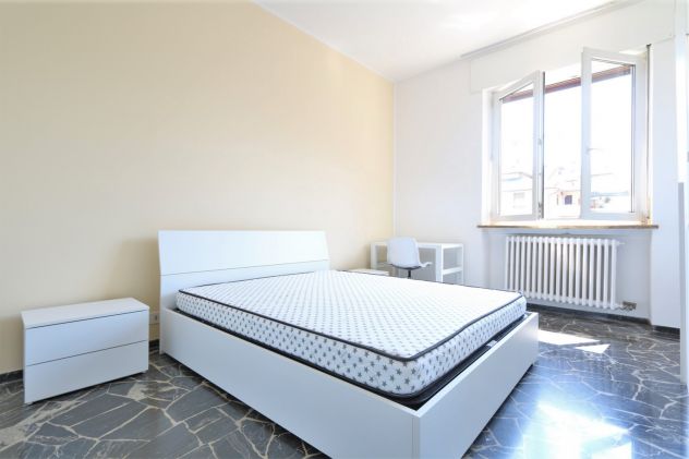 OFFRO CAMERA IN AFFITTO LETTO MATRIMONIALE USO SINGOLA