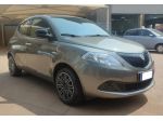 Lancia Ypsilon 1.0 Hybrid Oro