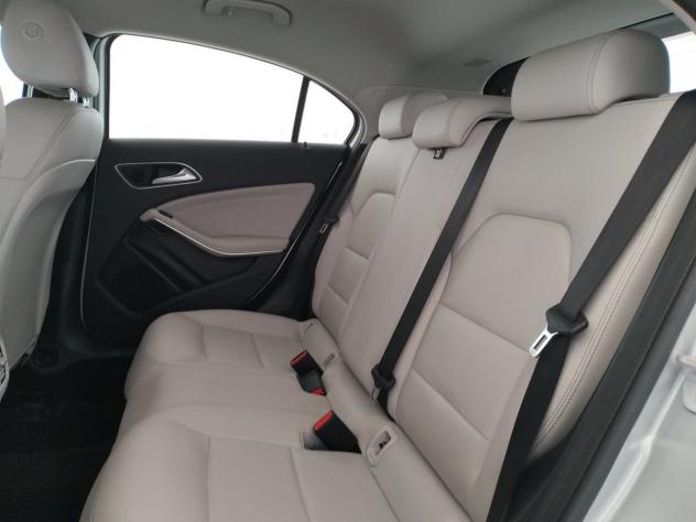 Mercedes-Benz A 200d Premium auto - Foto 8