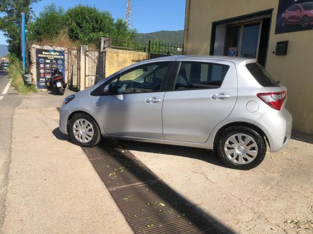 Toyota Yaris 1.5 Hybrid 5 porte Cool - Foto 5