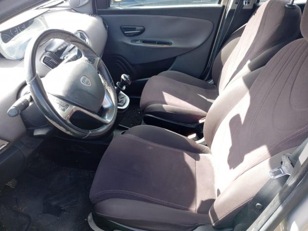 Lancia Ypsilon 1.2 69 CV 5 porte GPL Ecochic Gold - Foto 5