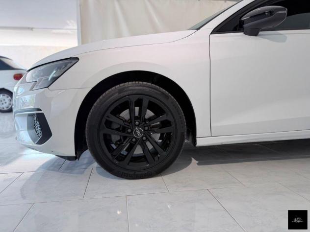 Audi A3 30TDI SPORTBACK 116CV AUTOMATICA - Foto 4