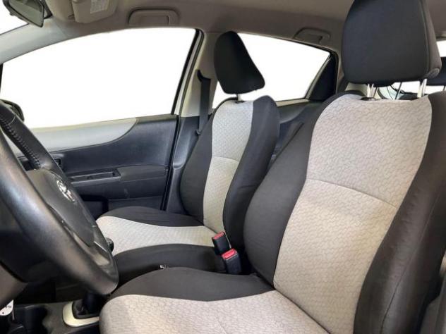 TOYOTA Yaris 1.0 5 porte Active rif. 23801613 - Foto 7