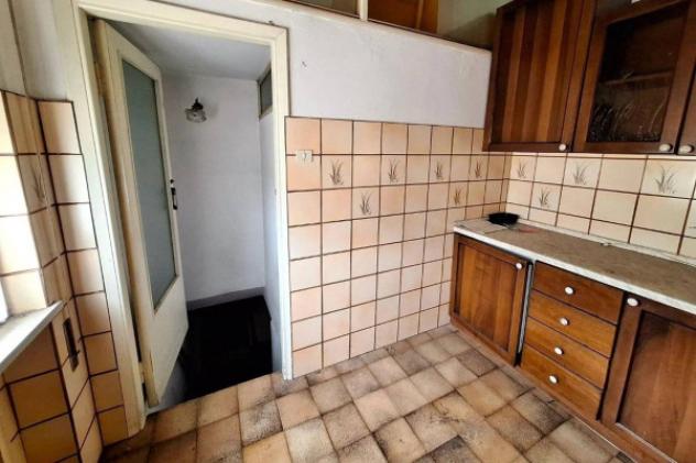 Immobile in asta di 103 m² con più di 5 locali e box auto doppio in vendita a Trevi - Foto 10