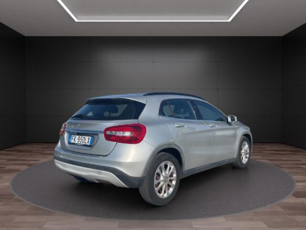 MERCEDES GLA (X156) GLA 180 d Business - Foto 8
