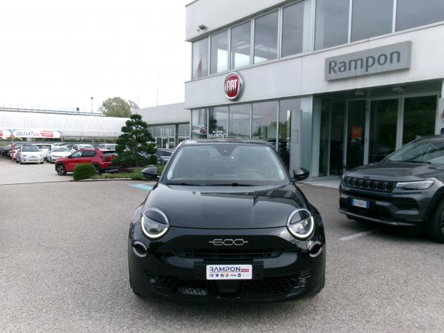 FIAT 600 1.2 Hybrid 110cv - Foto 7