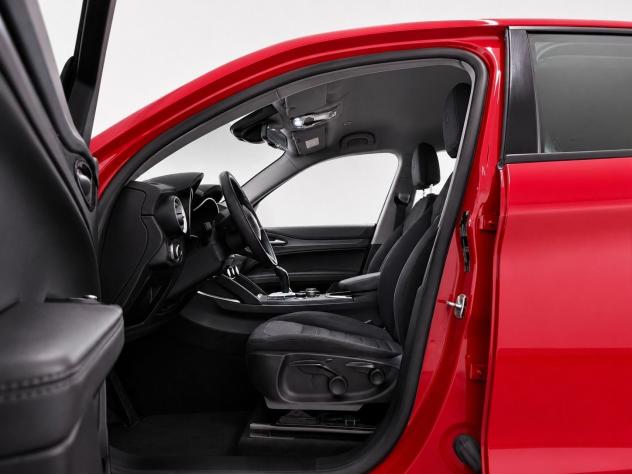 Alfa Romeo Stelvio 2.2 Turbo Diesel 190CV Business AT8 Q4 - Foto 9