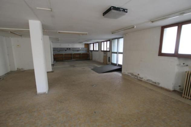 Immobile di 110 m² con 1 locale in vendita a Padova - Foto 2