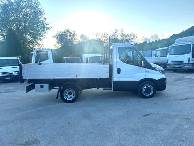 camion iveco daily 35c15 ribaltabile - Foto 3