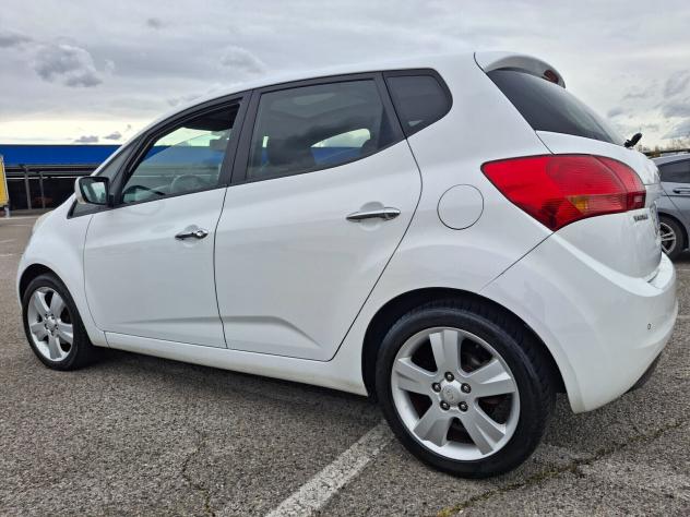 Kia Venga 1.6 CRDi-**FULLOPTIONAL** - Foto 10