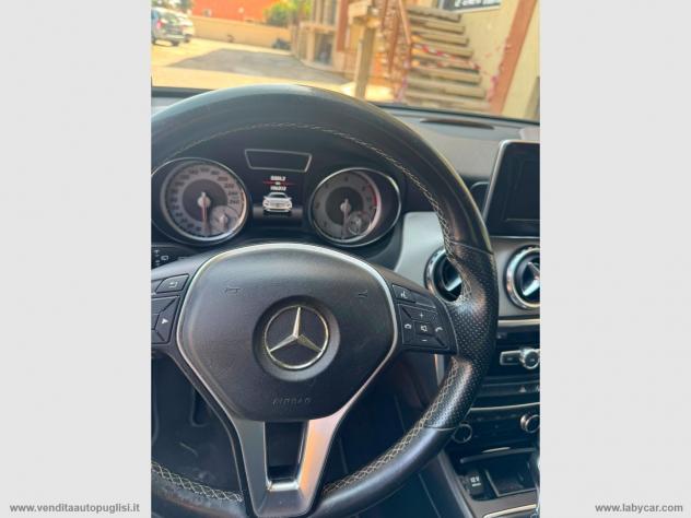 MERCEDES-BENZ GLA 200 d Sport - Foto 4