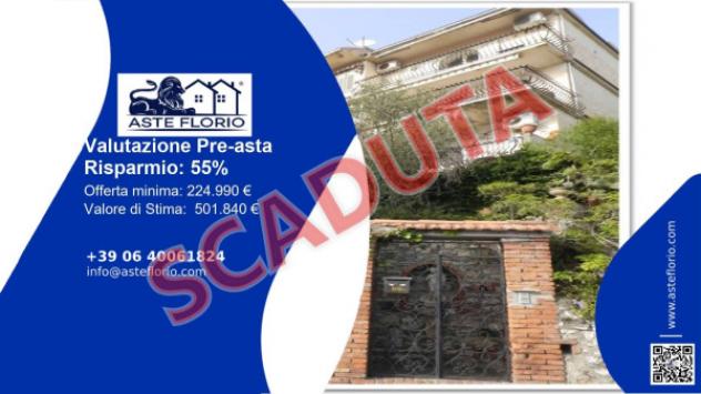 Immobile in asta di 147 m² con più di 5 locali in vendita a Taormina
