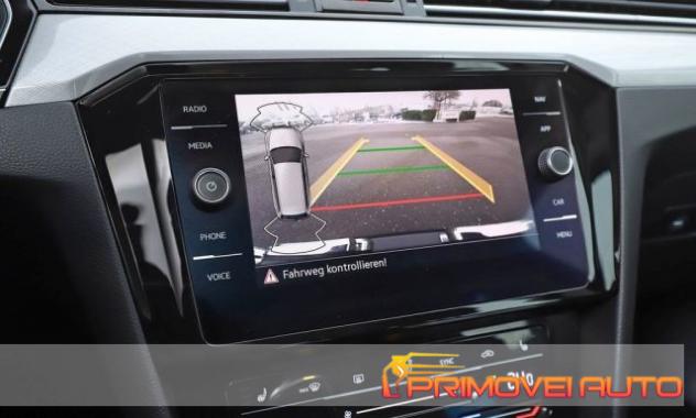 VOLKSWAGEN Passat Variant 1.5 TSI ACT Business rif. 20727565 - Foto 4