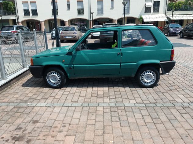 FIAT PANDA COLORE VERDE DEL 1996 VENDO 2500 EURO AUTOVETTURA PERFETTA DI MECCANI