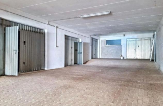 Immobile in asta di 250 m², box auto in vendita a Cingoli - Foto 9