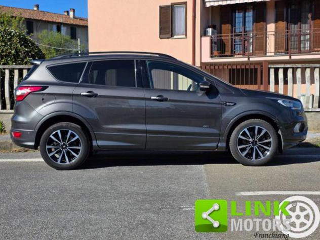 FORD Kuga 2.0 TDCI 150 CV S&S 4WD Powershift ST-Line rif. 23910344 - Foto 9