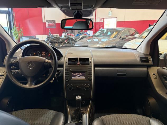 Mercedes-Benz Classe A A 180 cdi Avantgarde FL - Foto 7