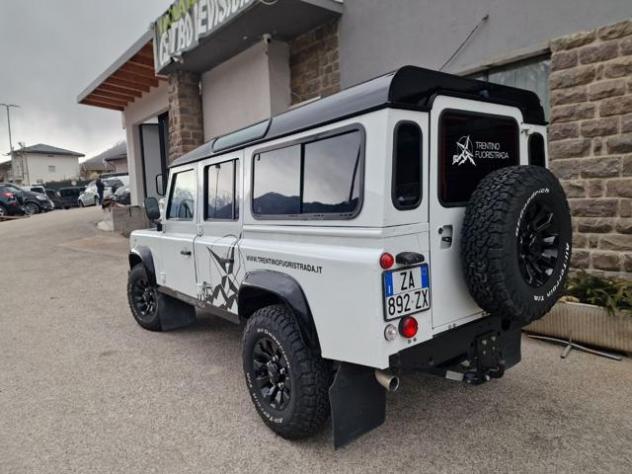 LAND ROVER Defender 110 2.2 TD4 Station Wagon N1 rif. 22480201 - Foto 2