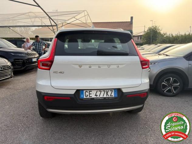 VOLVO XC40 T2 Geartronic Momentum rif. 24051306 - Foto 5
