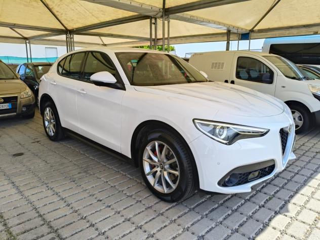 Alfa Romeo Stelvio 2.2 Turbodiesel 160 CV AT8 RWD Business - Foto 3