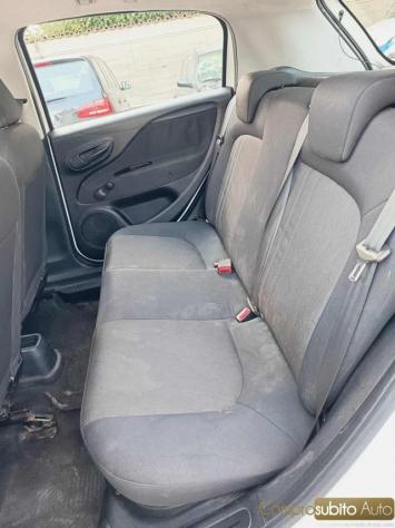 FIAT Punto 1.2 8V 5 porte Lounge rif. 24018771 - Foto 9