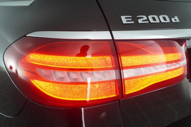 MERCEDES-BENZ CLA sse E E 200d S.W. Auto Business Sport rif. 23979172 - Foto 9