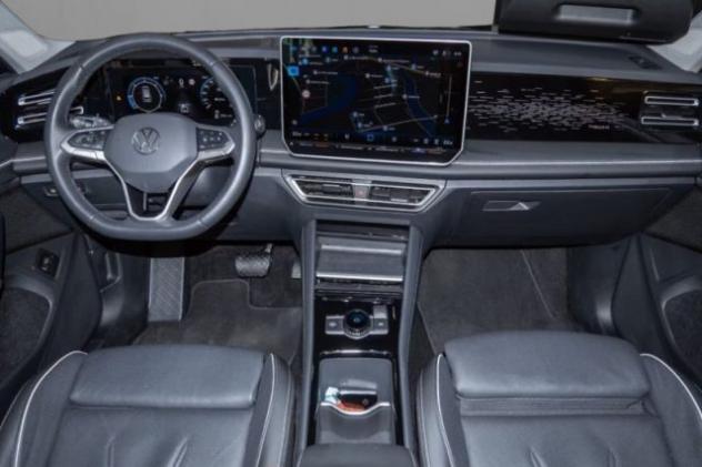 VOLKSWAGEN Tiguan 2.0 TDI 193 CV DSG 4MOTION Elegance rif. 23758011 - Foto 3
