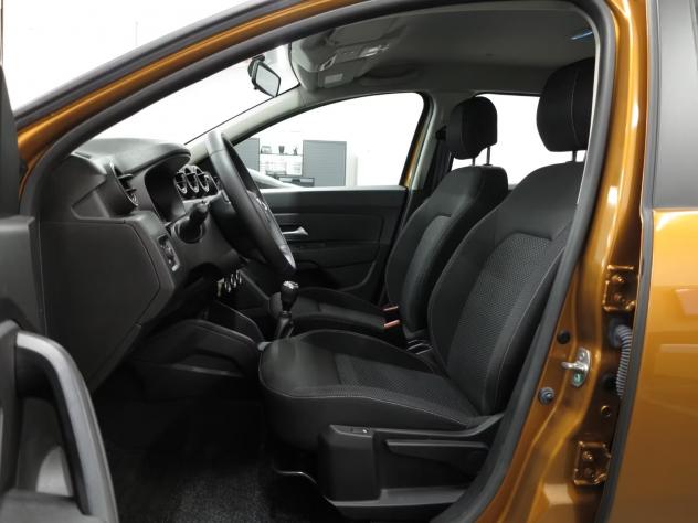 Dacia Duster 1.0 TCe 100 CV ECO-G 4x2 Comfort - Foto 9