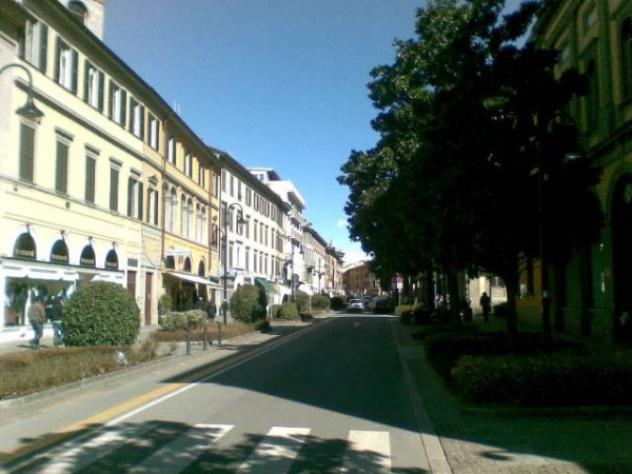 Appartamento di 131 m² con 4 locali e box auto in vendita a Bergamo