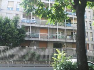 Posto letto camera doppia uomini studenti/giovani lavoratori.TORENTBEDDOUBLEROOM