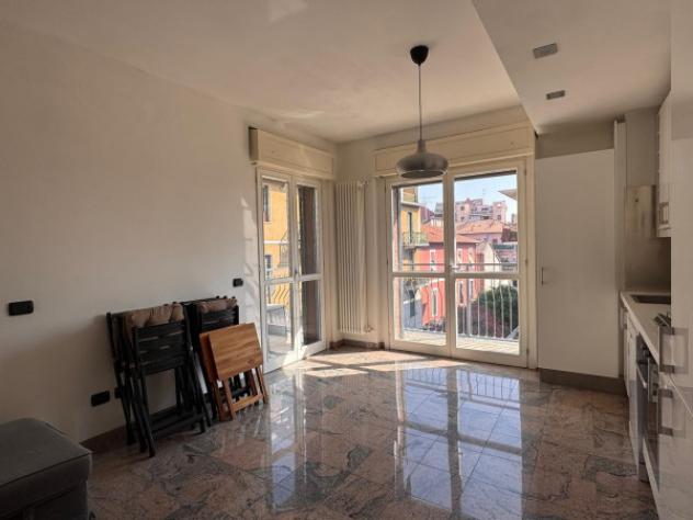 Appartamento di 55 m² con 2 locali e box auto in affitto a Milano - Foto 10