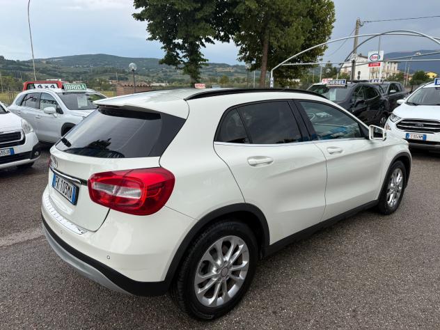 " DA VETRINA " Mercedes-benz GLA 180 d Business - Foto 9
