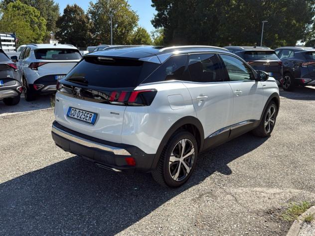 Peugeot 3008 BlueHDI 130 EAT8 S&S Active - Foto 4