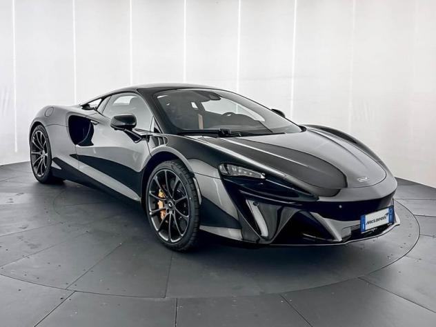 McLaren Artura Coupé MY26 -McLaren Milano