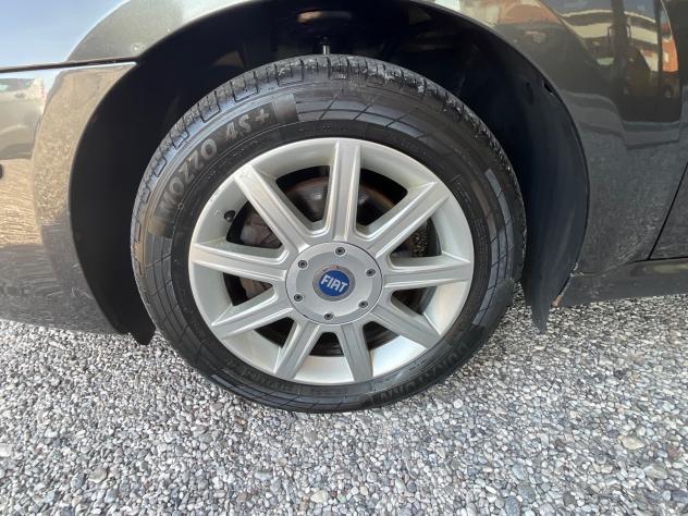 Fiat Croma 1.9 Multijet Dynamic - Foto 9