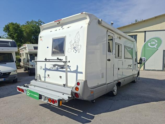 MOTORHOME LAIKA DUCATO 7 POSTI DOPPIA DINETTE LETTI CASTELLO BASCULANTE CLIMATIZZATORE FOTOVOLTAICO CAMPEGGIO CAMPER USATI GENERALI 1692 - Foto 4