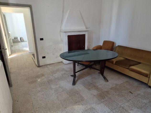 CASA INDIPENDENTE CON BOX ED AREA DI PERTINENZA - Foto 2