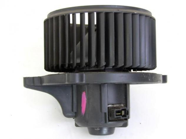 0K30C61B10 MOTORINO VENTOLA VENTILAZIONE ABITACOLO KIA RIO SW 1.3 B 55KW 5M 5P (2001) RICAMBIO USATO