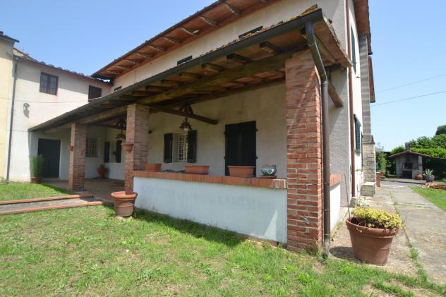 RUSTICO di 8 vani e di 300 mq (ALTOPASCIO - Ponte alla Ciliegia) rif. 3081 - Foto 2