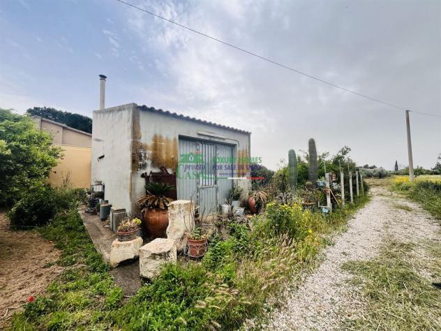 Rif. 2594 - Terreno con abitazione in vendita – Contrada Comuni, Comiso